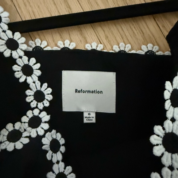 Reformation Top 6 - Picture 5 of 6